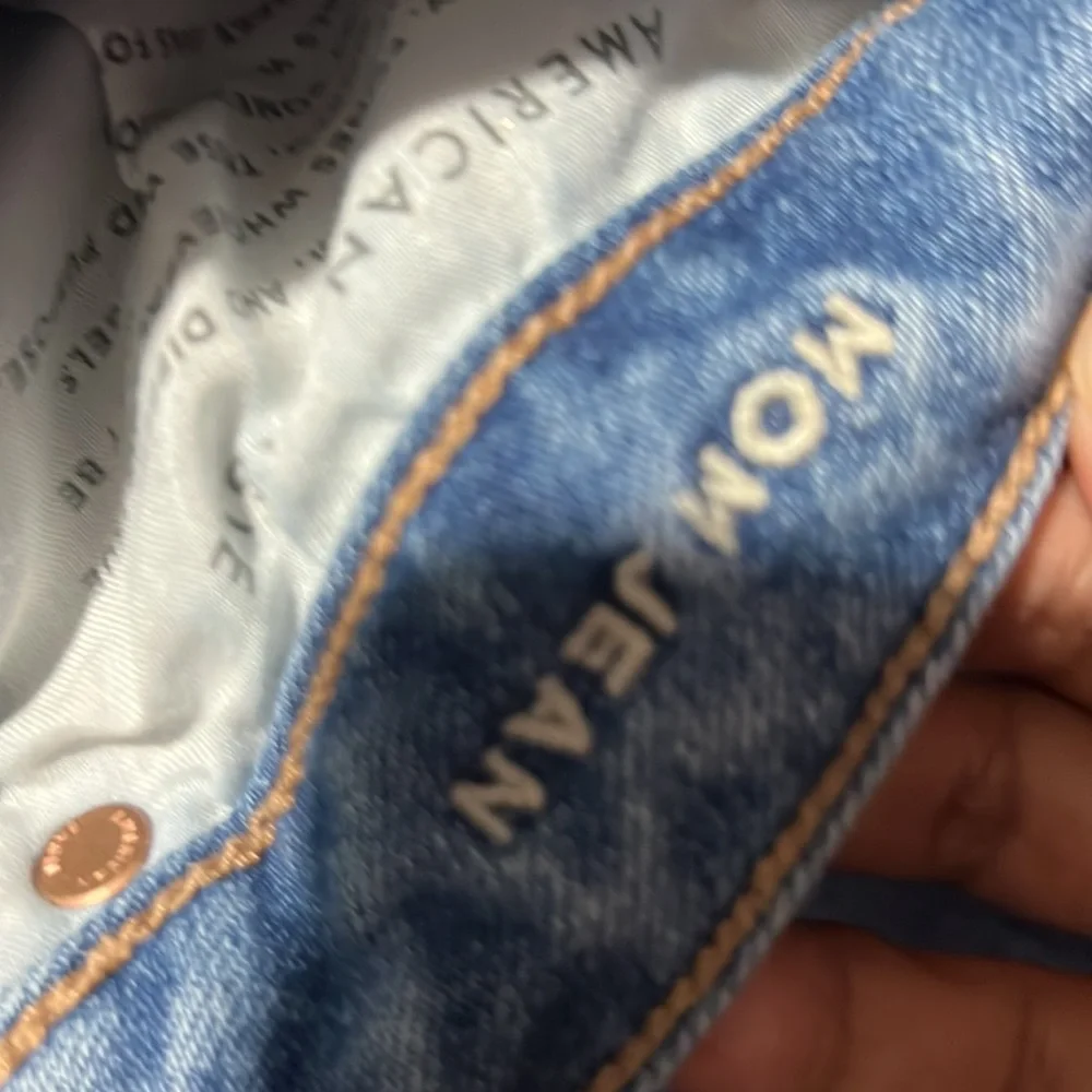 American eagle mom jeans - Picture 3 of 4